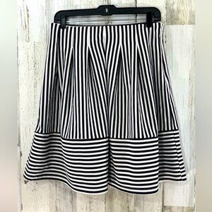 LiLi Collection Pleated Navy and White Midi Striped Skirt Size Large